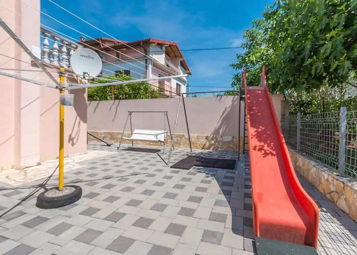Gorgeous In With Wifi Kakma